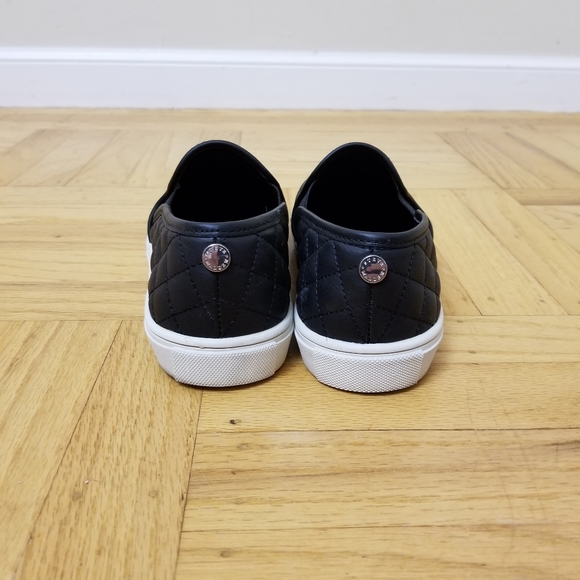 Steve Madden Quilted Ecentrcq Sneaker - Picture 5 of 6